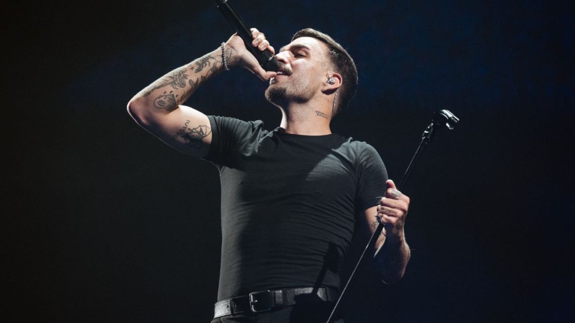 Rels B encendió el público en su primera noche en el Movistar Arena 