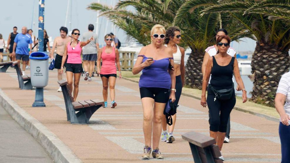 270425_caminar_salud_cedoc_g