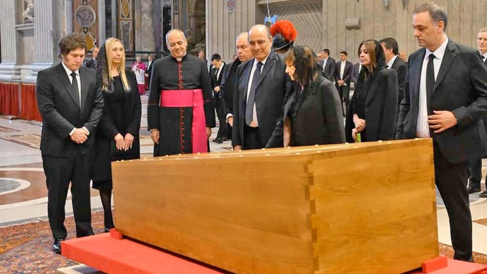 270425_milei_bullrich_funeral_papa_francisco_afp_g