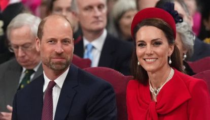 Los royals de Gales pasaron la tarde en Tobermory, donde combinaron sus outfit y marcaron tendencia. 