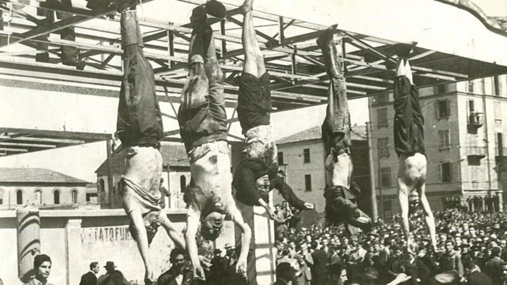 Mussolini colgado