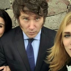 Pagano, Milei y Lemoine en modo selfie | Foto:CEDOC