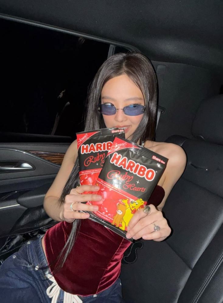 JENNIE por Haribo