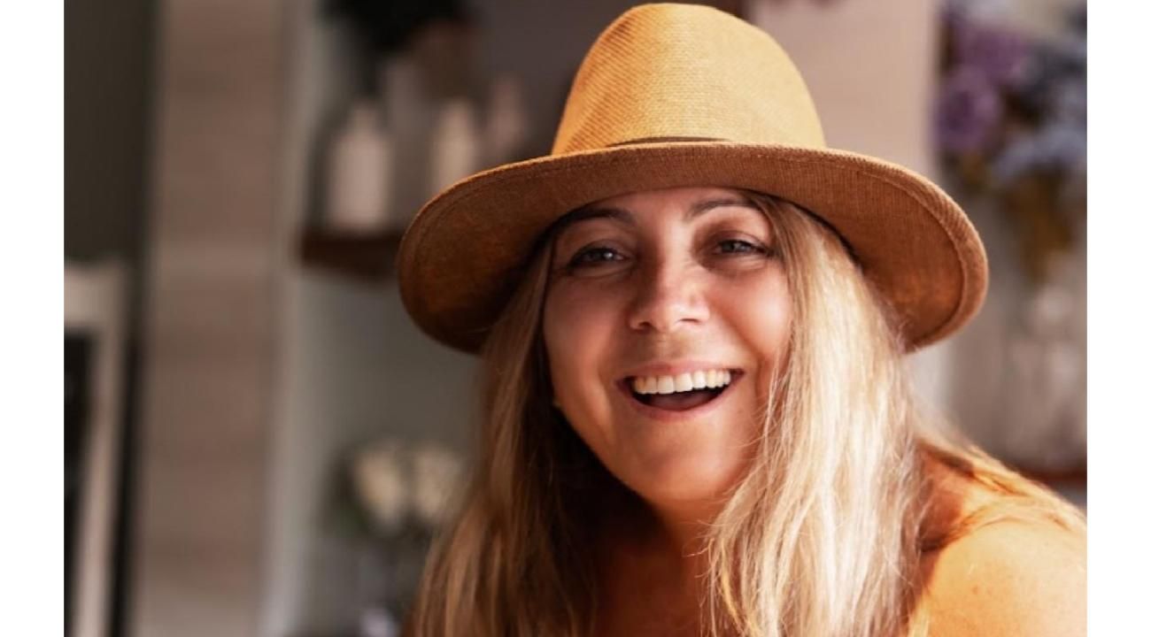 Paula Torres: la mujer que convirtió las flores en su sello personal.