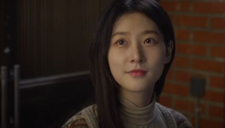 El último trabajo de la fallecida actriz Kim Sae Ron, "Guitar Man", se lanzó como video musical