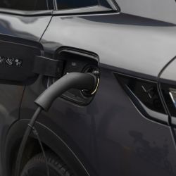 DS 7 E-Tense, una invitación a viajar con calma, armonía y la certeza de disfrutar cada kilómetro del camino.