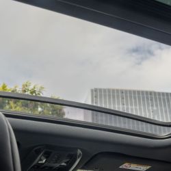DS 7 E-Tense, una invitación a viajar con calma, armonía y la certeza de disfrutar cada kilómetro del camino.