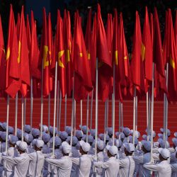 Imagen e una ceremonia en conmemoración del 50º aniversario de la liberación del Sur y la reunificación nacional, en la Ciudad Ho Chi Minh, Vietnam. | Foto:Xinhua/Hu Jiali