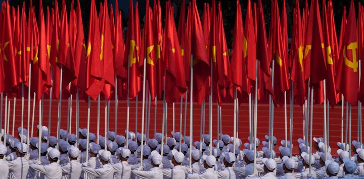 Imagen e una ceremonia en conmemoración del 50º aniversario de la liberación del Sur y la reunificación nacional, en la Ciudad Ho Chi Minh, Vietnam.
