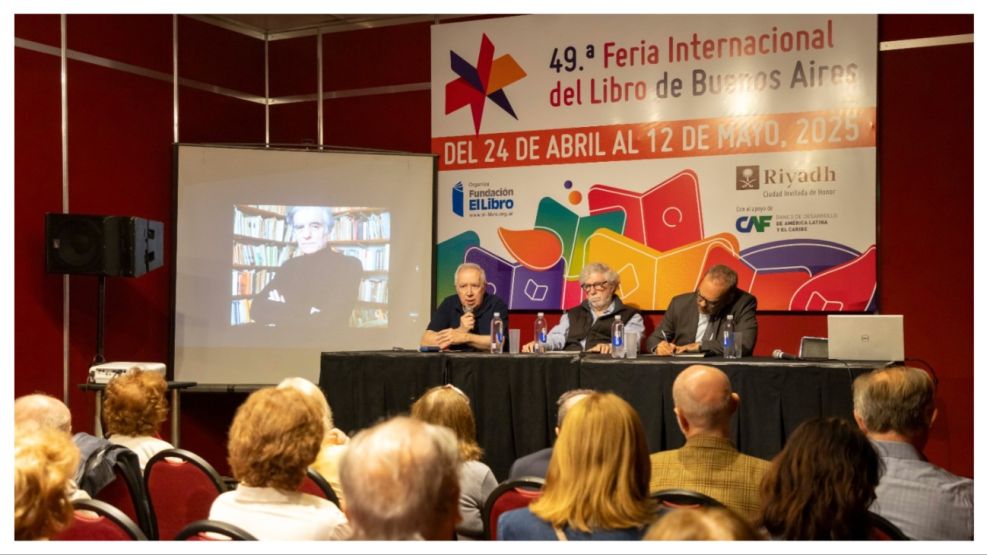 Panel sobre Sebreli en la Feria del Libro 2025