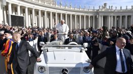 papa-francisco-papamóvil