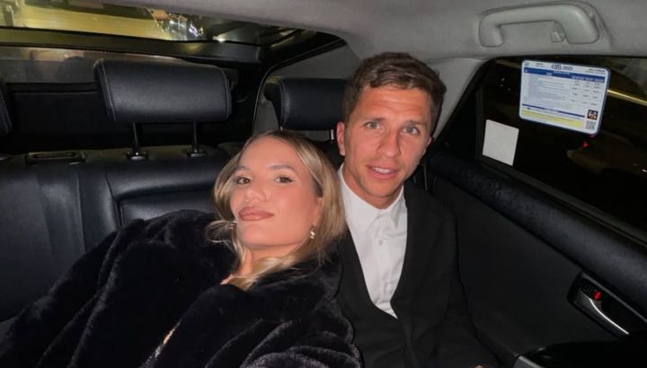 Eva Bargiela estaría embarazada: el gesto de Gianluca Simeone durante un partido que lo confirmaría
