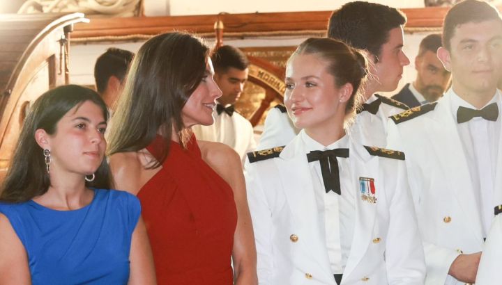 Tras meses sin verse, así fue el emotivo reencuentro de la Princesa Leonor y Letizia Ortiz en Panamá