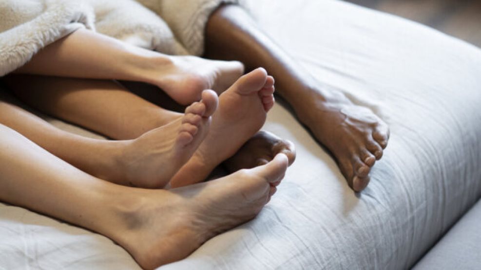 Swingers en Argentina: un 37% desearía experimentarlo pero solo el 6% lo probó.