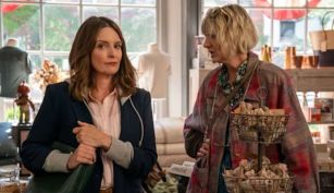 Tiene 8 capítulos, es de comedia dramática y se convirtió en un éxito de Netflix 