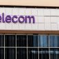 Javier Milei contra Clarín: con fuertes objeciones a la compra de Telefónica, exigirá que Telecom desarme acciones
