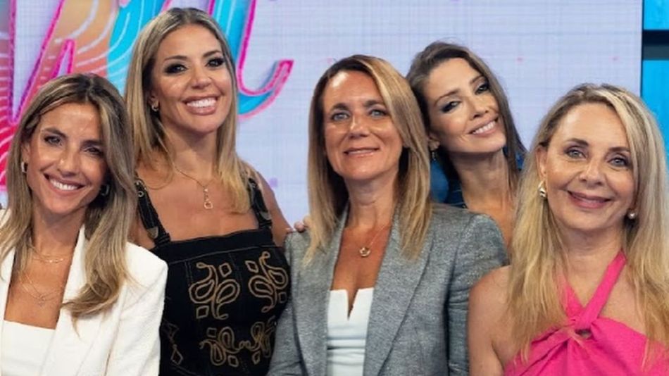 Evelyn Von Brocke y el equipo de Mujeres Argentinas
