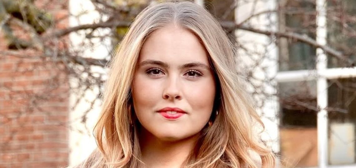Amalia, la hija de Máxima inspira con su look old money en jeans