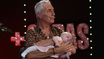 El conductor presentó por primera vez en televisión a su hija Milenka y compartió cómo vive esta nueva etapa como padre: “Ahora disfruto más, ya sé lo que viene”.

