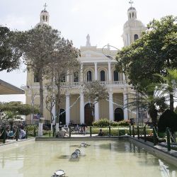 Chiclayo es una ciudad que ofrece una experiencia única para los viajeros que buscan combinar historia, cultura, naturaleza y gastronomía. 