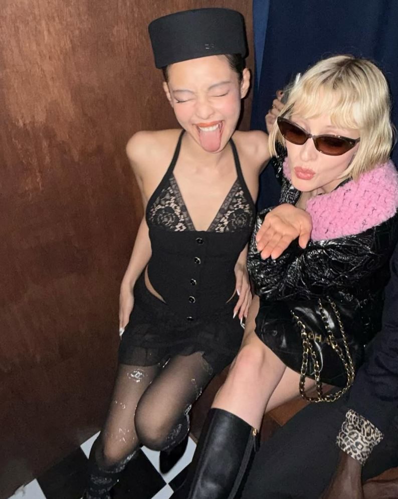 Jennie y Angele