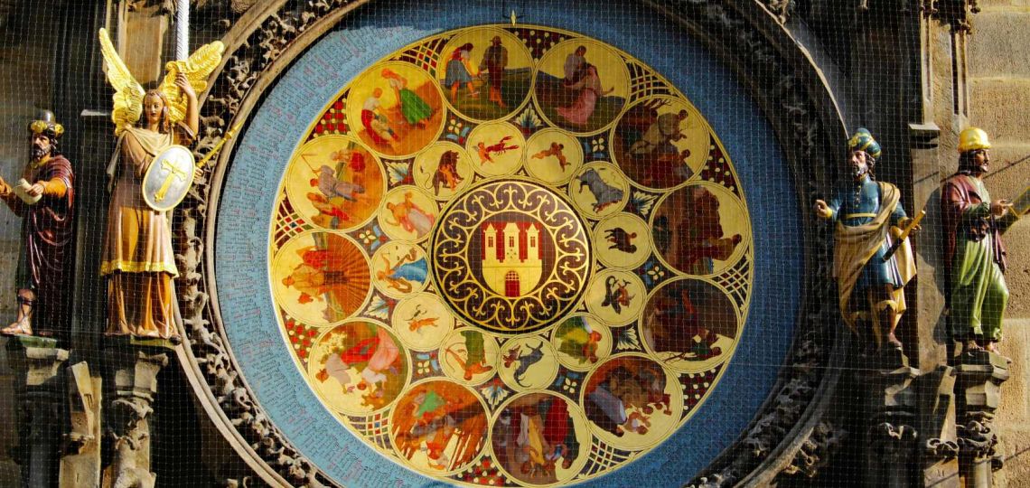 ¡El contraste también enamora! Los 3 signos más distintos por fuera que por dentro