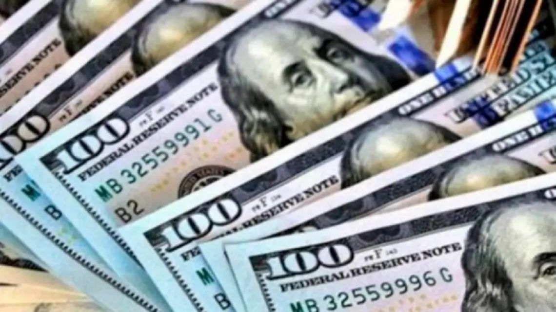 Simonetta estimó que hay alrededor de "USD 250.000 millones” que están
