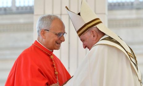 Prevost junto al Papa Francisco