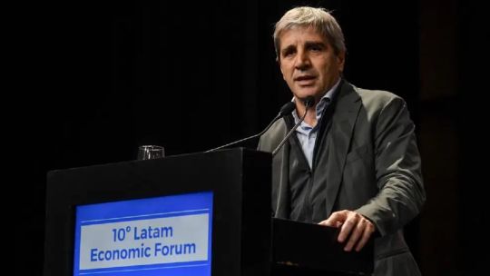 Todo lo que dejó el discurso de Luis Caputo en el Latam Economic Forum