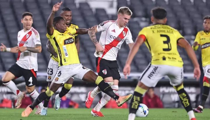 Barcelona vs. River