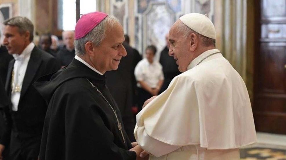 Papa Leon XIV con Francisco20250508