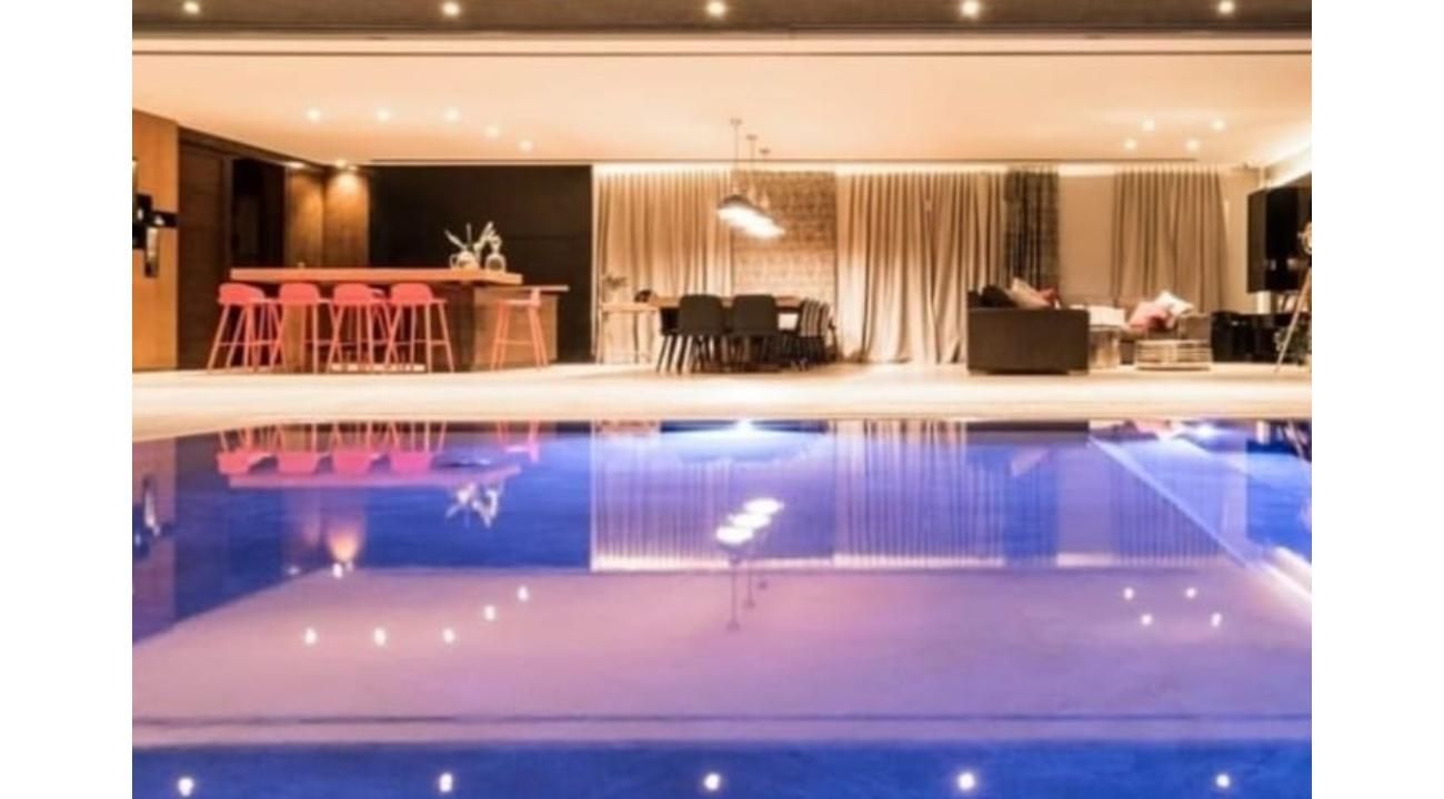 HOUSE TOUR
