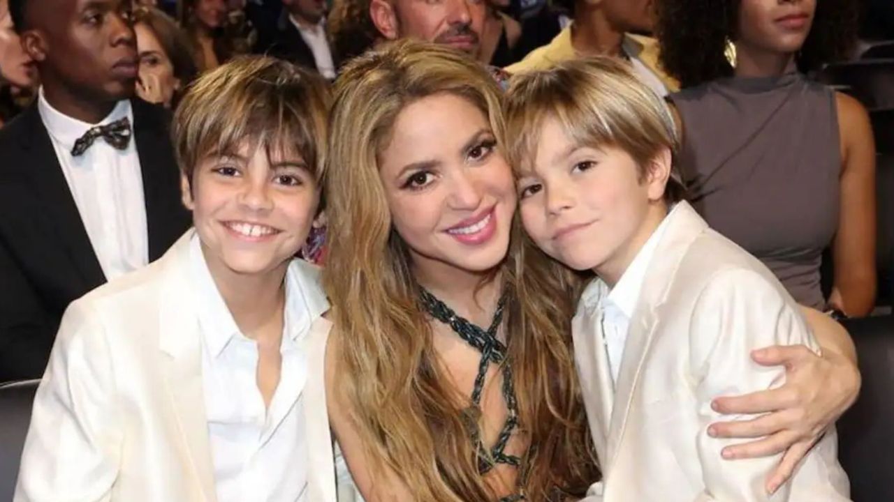 Milan y Sasha, los hijos de Shakira, hicieron su debut en el mundo de la  música: canto, música y baile | Caras