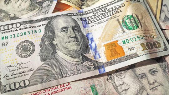 Dólar hoy y dólar blue hoy, EN VIVO: el minuto a minuto de la cotización de este jueves 15 de mayo 2025