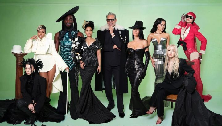 Las fotos de la mesa VIP de Instagram de la MET Gala 2025 con Rosé, Nicki Minaj, Charli XCX, Jeff Goldblum, Kim Kardashian y más
