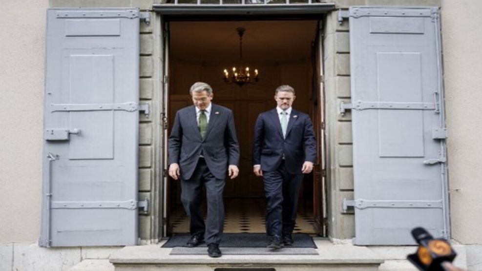 Scott Bessent y Jamieson Greer llegan a Ginebra para dar una declaración tras la reunión con funcionarios chinos por los aranceles.
