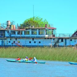 El arroyo 9 de Julio es uno de los más pintorescos de la Primera Sección. Se navega encerrado entre copas de árboles matizadas por los colores del otoño.