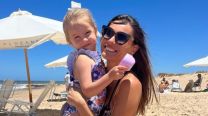 El día en el agua de Pampita y Anita García Moritán: amigos, bailes y carpinchos