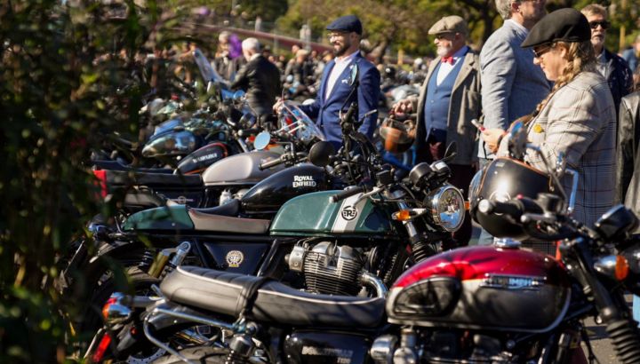 Miles de motos coparon la ciudad con el Distinguished Gentleman's Ride