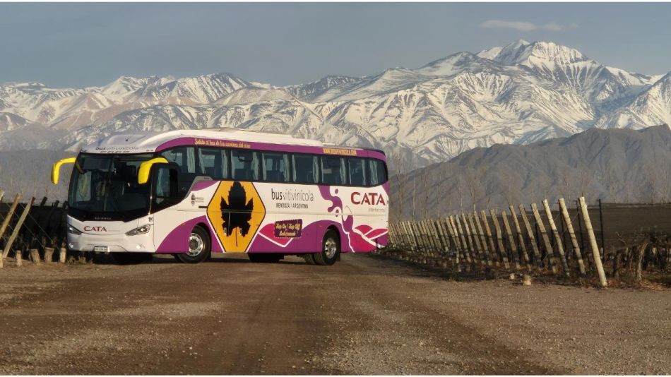 Precios Congelados para recorrer los Caminos del Vino de Mendoza en el Bus Vitivinícola