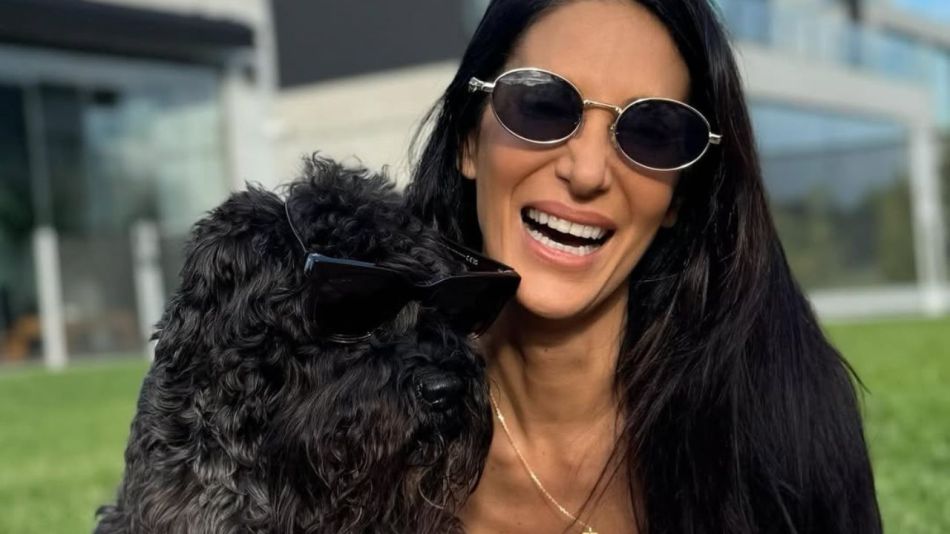 Silvina Escudero, el perro Titán