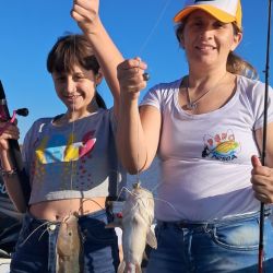 Tras llegar a 1,30 m, el Paraná escaló hasta 1,90 m, brindándole la posibilidad a los aficionados de disfrutar de la pesca. 