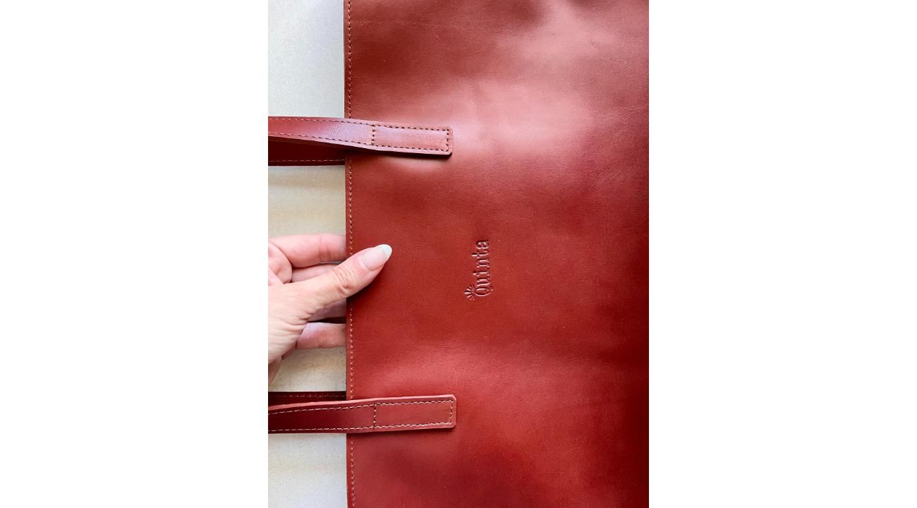 Quinta: Carteras de cuero artesanales con estilo y durabilidad