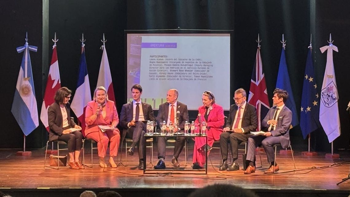 The Foro de Desinformación 2025 (Disinformation Forum 2025), held on May 12 at the Centro Cultural Recoleta Cultural Centre in Buenos Aires, brought together diplomats and international experts who analysed strategies for countering disinformation.
