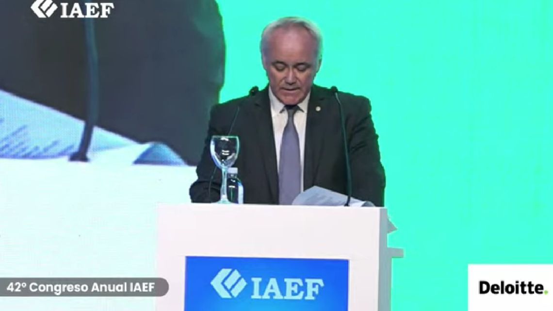 Vladimir Werning explicó por qué el BCRA no compra dólares si no está en el piso de la banda