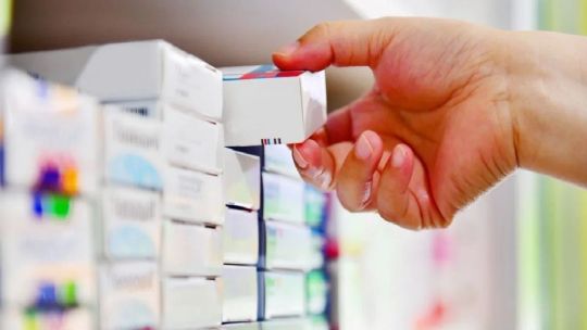 Aseguran que, “desde la asunción del nuevo gobierno, los medicamentos aumentaron un 237%”