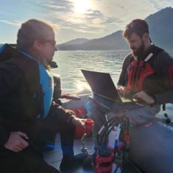 Facundo Scordo y parte de su equipo de investigación.