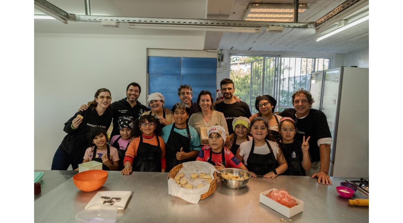 La Fundación Real Madrid junto a Pequeños Pasos
