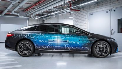 El salto tecnológico en baterías promete redefinir la autonomía y seguridad de los autos eléctricos.