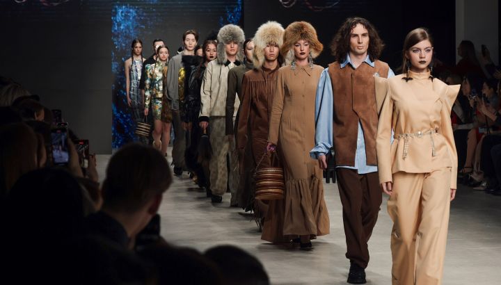 Qué dejó Moscú Fashion Week: 2000 looks, diversidad y una revalorización de las raíces rusas